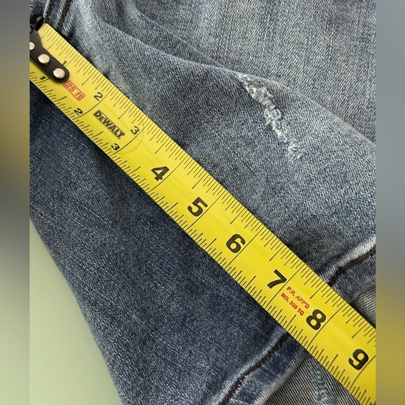 Judy Blue Bermuda Distressed Shorts High Rise Size 1X - Picture 7 of 10